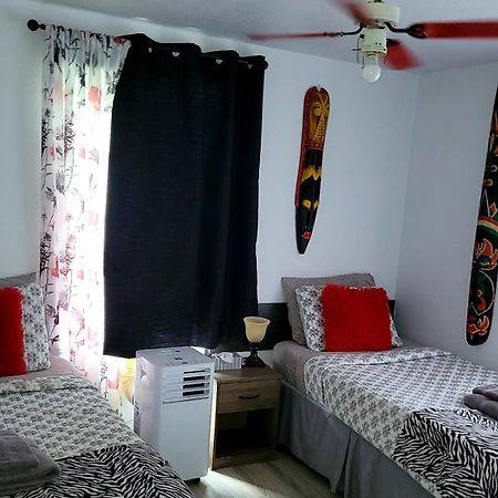 Quiet Cozy Apartment Next To Highway Wifi+Netflix إيدموندستون المظهر الخارجي الصورة