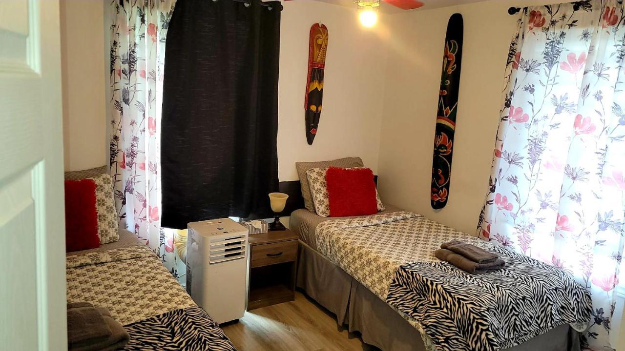 Quiet Cozy Apartment Next To Highway Wifi+Netflix إيدموندستون المظهر الخارجي الصورة